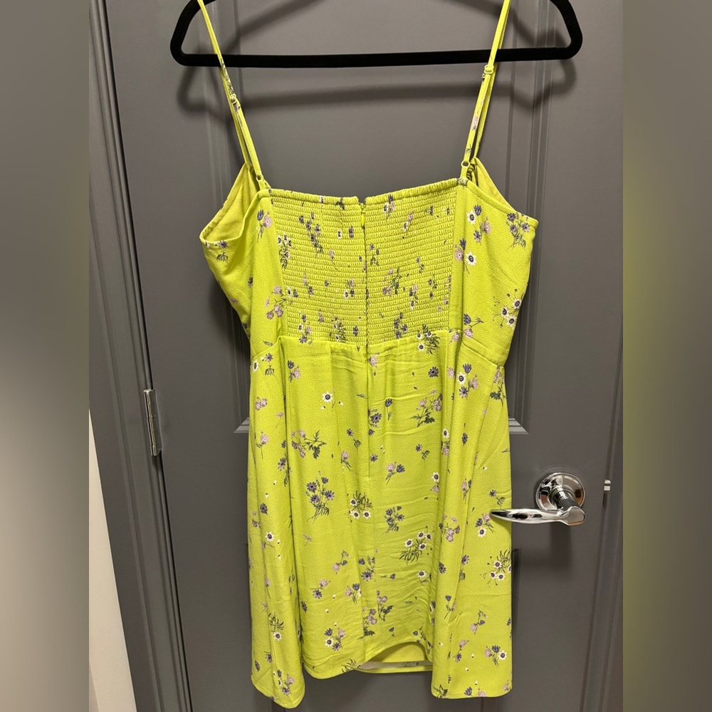 Aritzia Sunday Best Delilah Smocked Mini Dress Green Floral Size Large - Picture 8 of 11